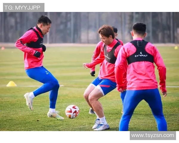 清水鼓与大阪樱的激烈对决展现足球魅力与团队精神